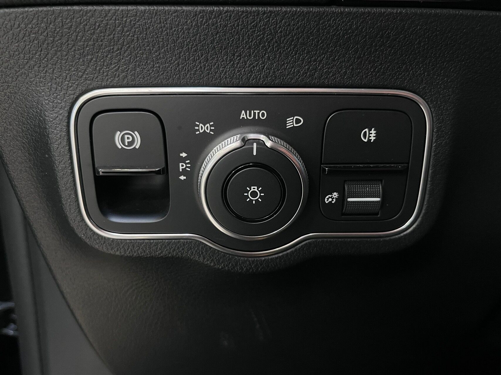 Sort Mercedes EQA 250 fra 2021