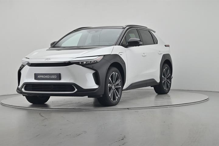 Hvid Toyota BZ4X fra 2025