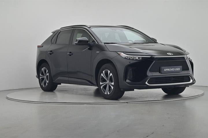 Sort Toyota BZ4X fra 2024
