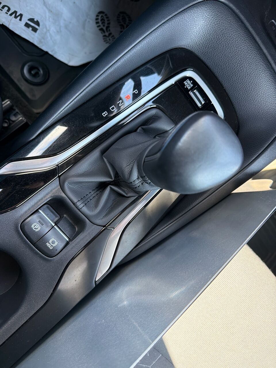 Rød Toyota Corolla fra 2019