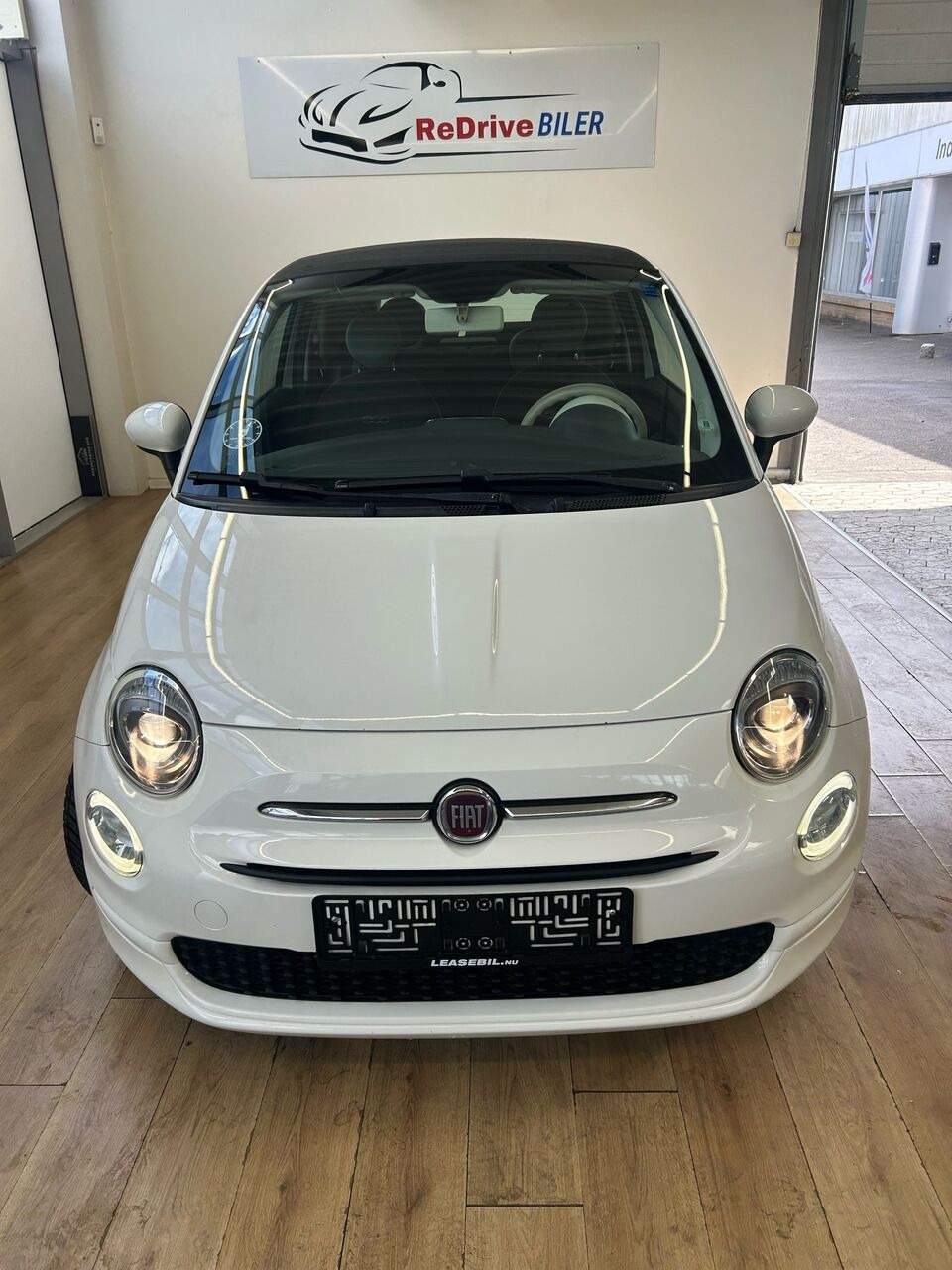 Hvid Fiat 500C fra 2016