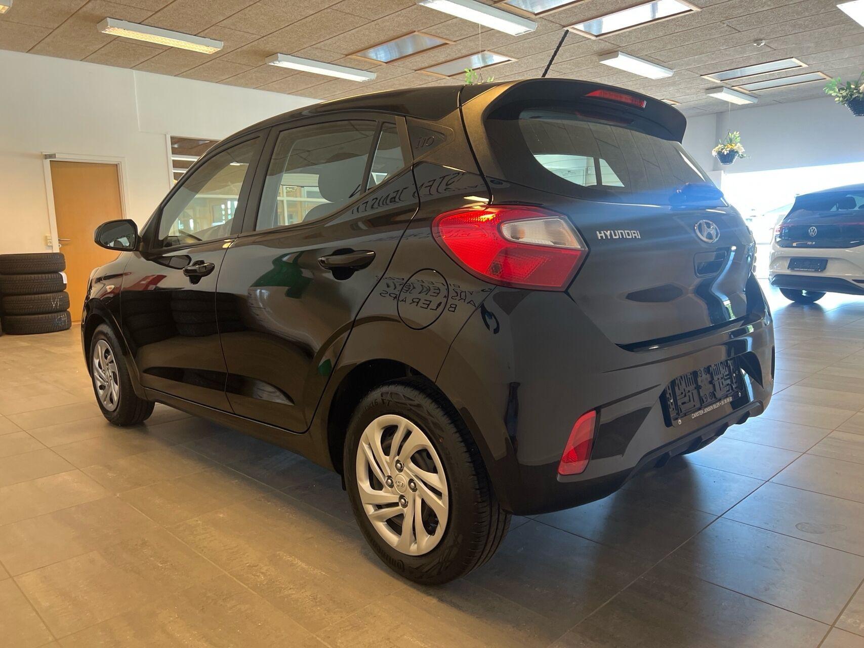 Sort Hyundai i10 fra 2023