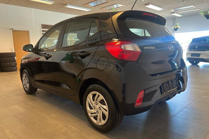 Sort Hyundai i10 fra 2023