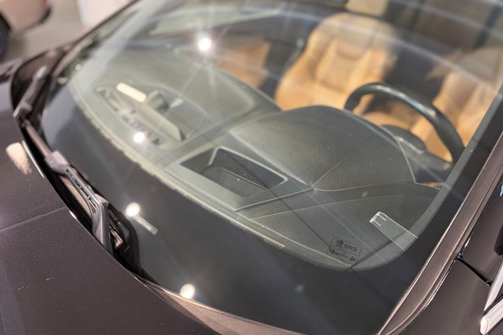 Sort Volvo S90 fra 2017