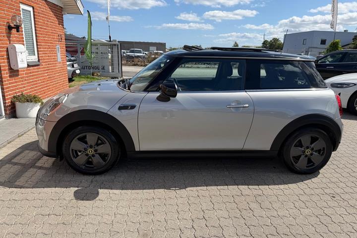 undefined Mini Cooper SE fra 2023