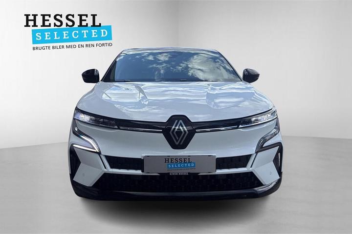Hvid Renault Megane E-Tech fra 2024