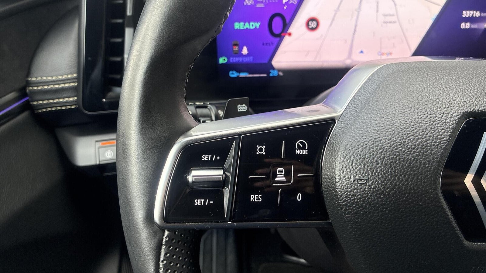 Hvid Renault Megane E-Tech fra 2024