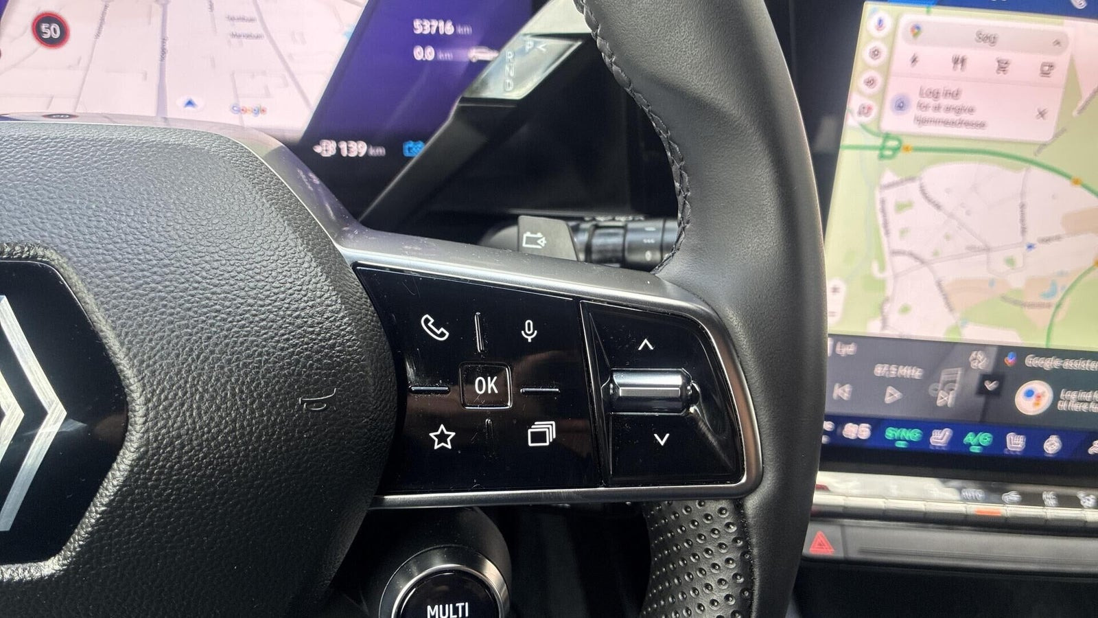 Hvid Renault Megane E-Tech fra 2024