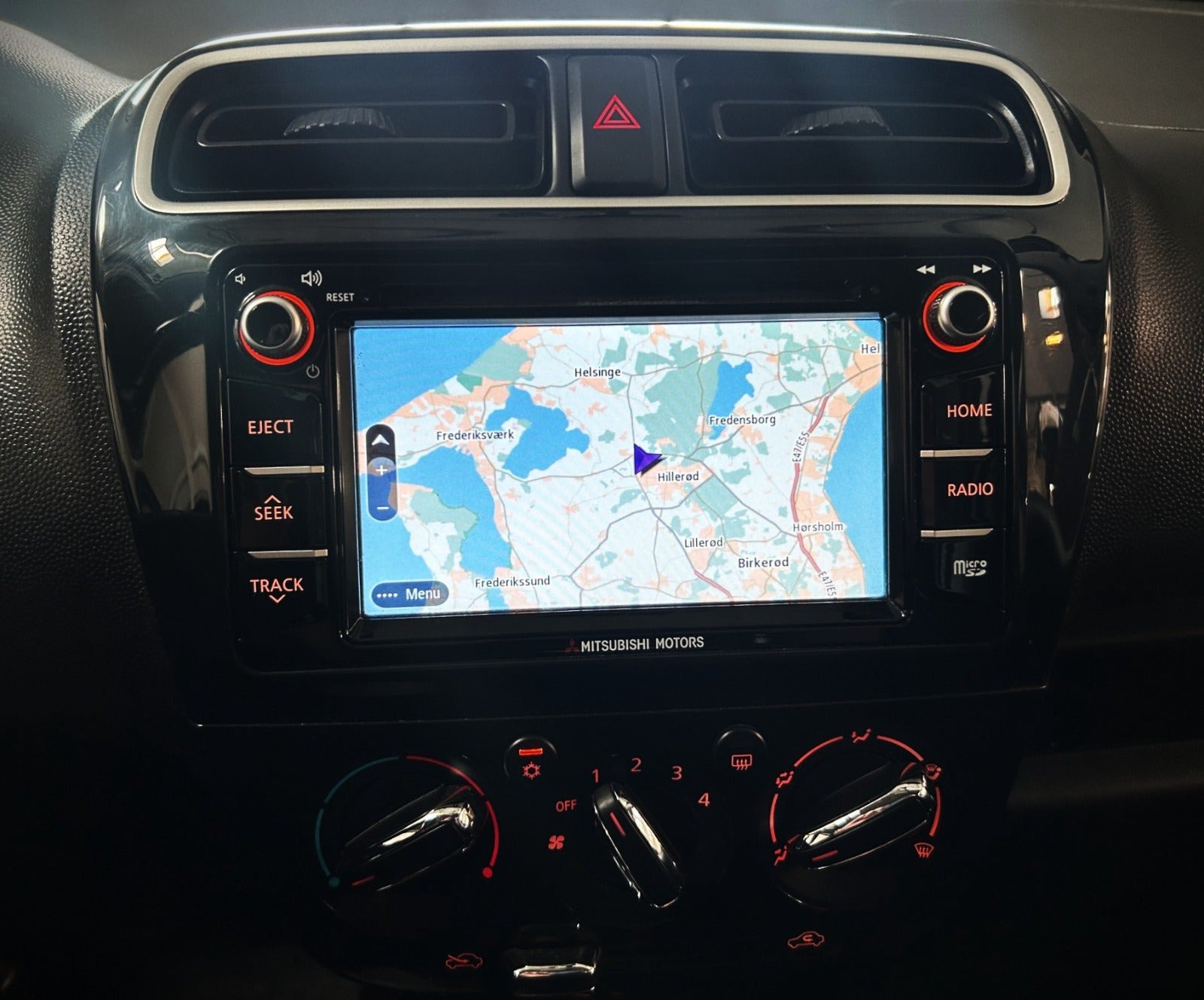 Hvid Mitsubishi Space Star fra 2016