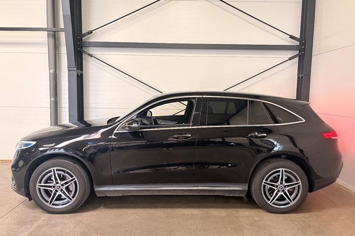 Sort Mercedes EQC400 fra 2021