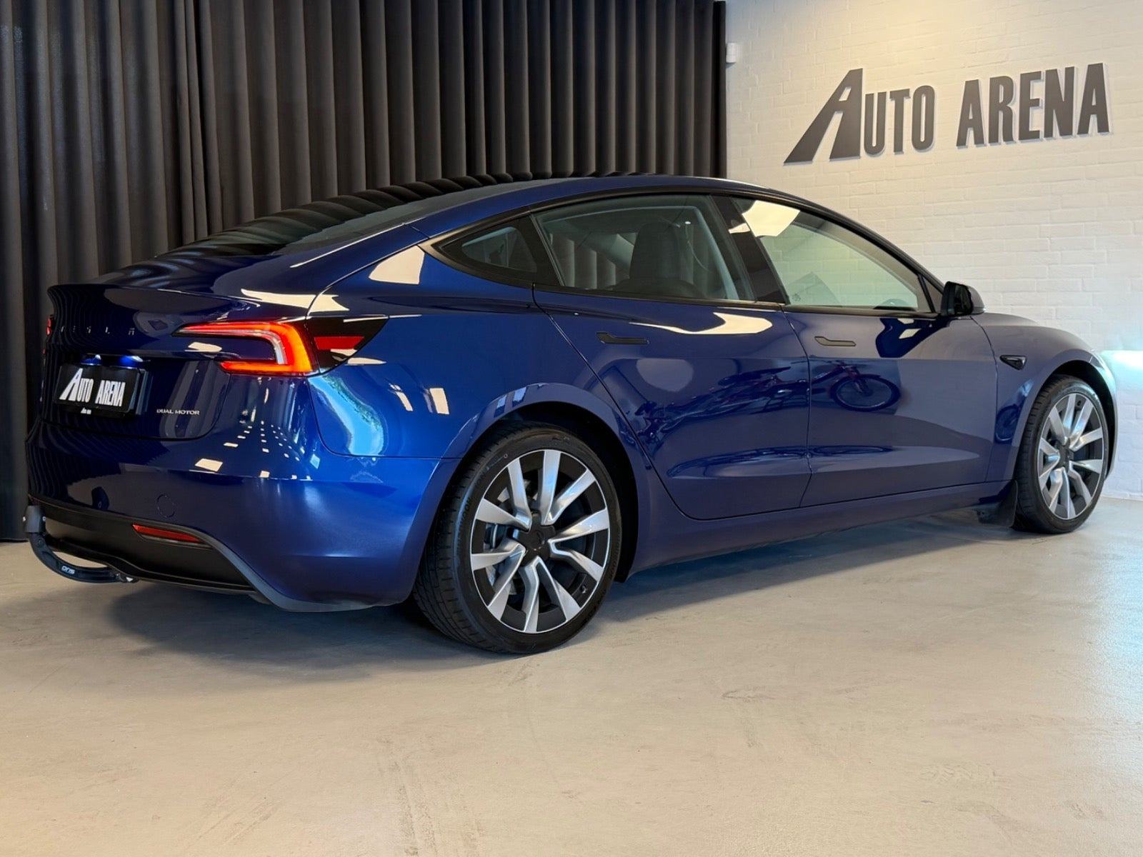 undefined Tesla Model 3 fra 2024