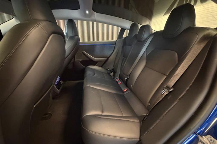 undefined Tesla Model 3 fra 2024