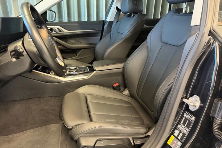 Sort BMW i4 fra 2023