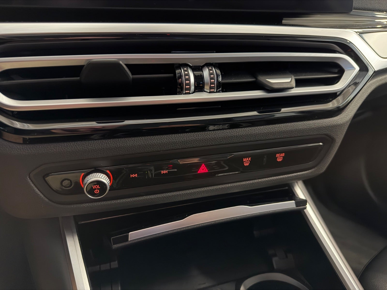 Sort BMW i4 fra 2023