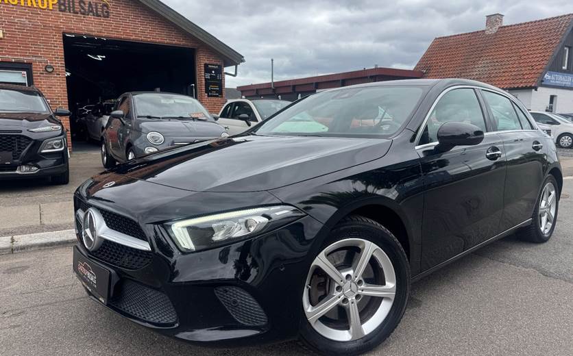 Mercedes A250 e