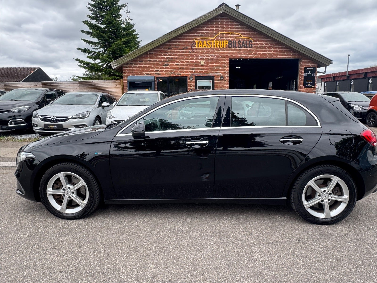 undefined Mercedes A250 e fra 2021