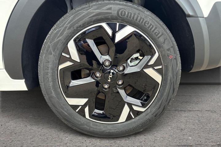 Hvid Kia Niro fra 2026