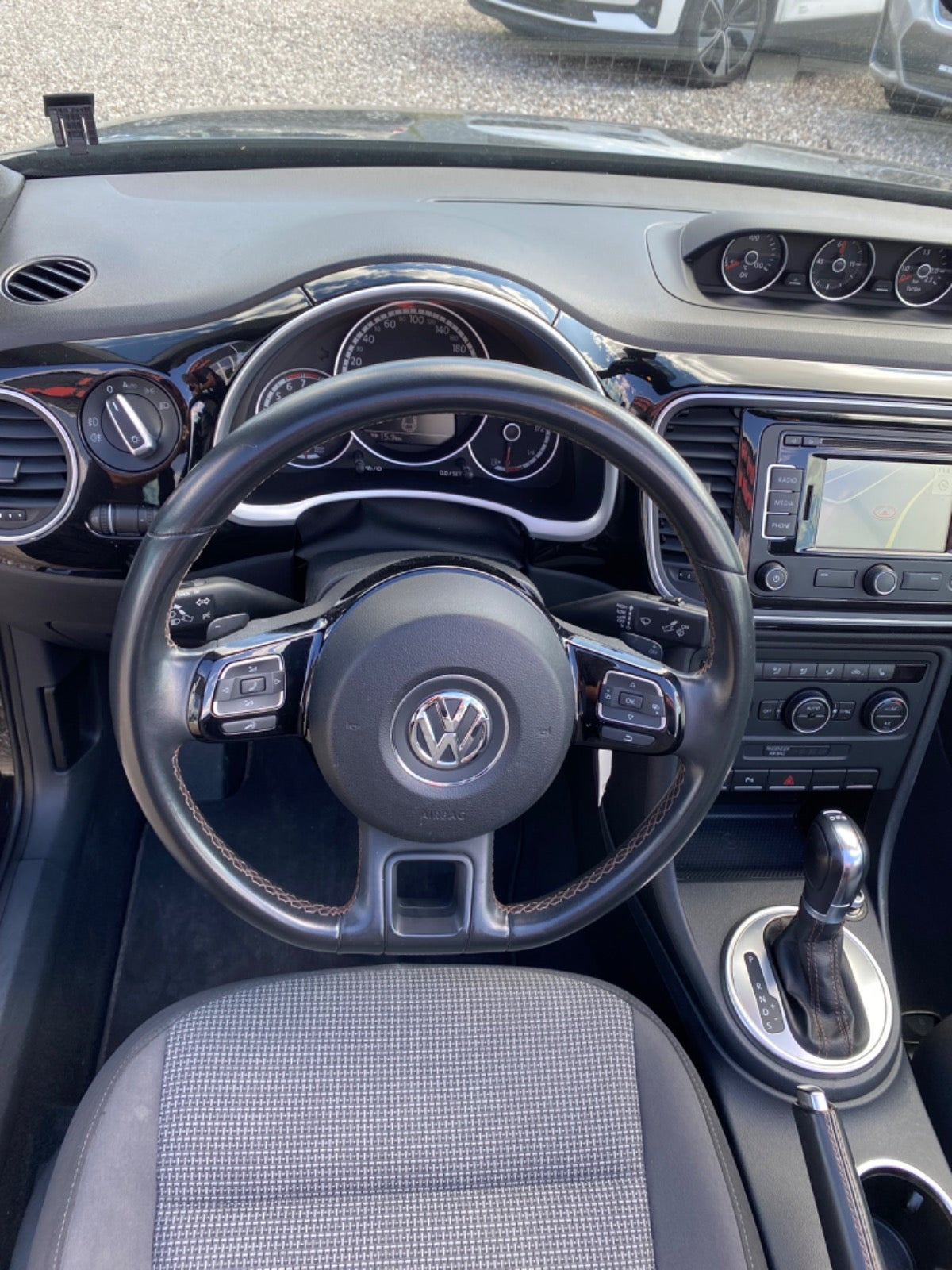 Sort VW The Beetle fra 2014
