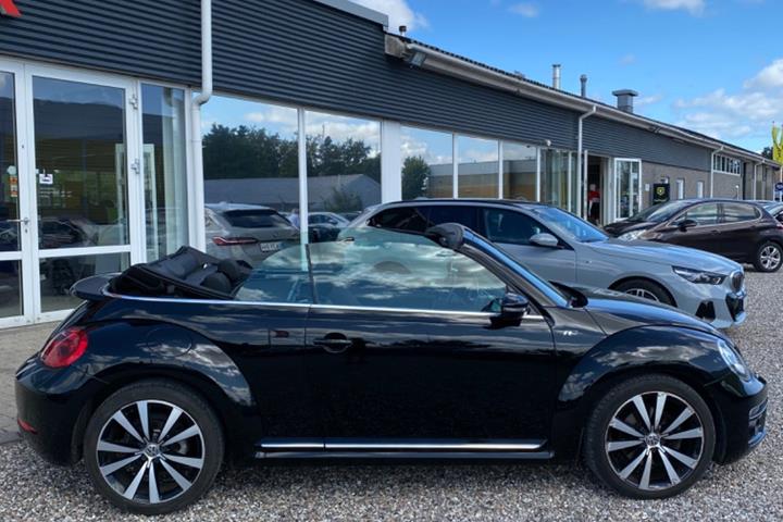 Sort VW The Beetle fra 2014