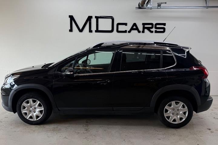 Sort Peugeot 2008 fra 2017