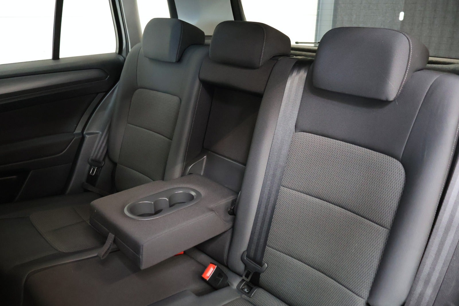 Grå VW Golf Sportsvan fra 2019