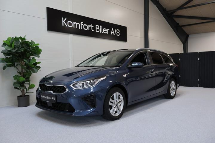 Blå Kia Ceed fra 2020