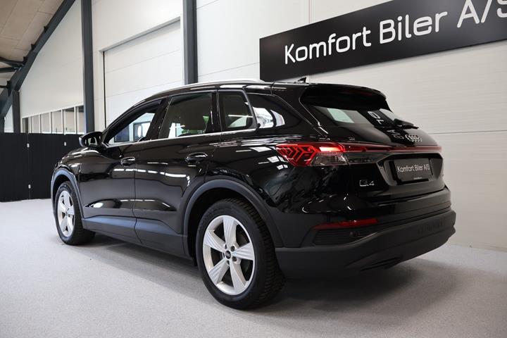 Sort Audi Q4 e-tron fra 2024