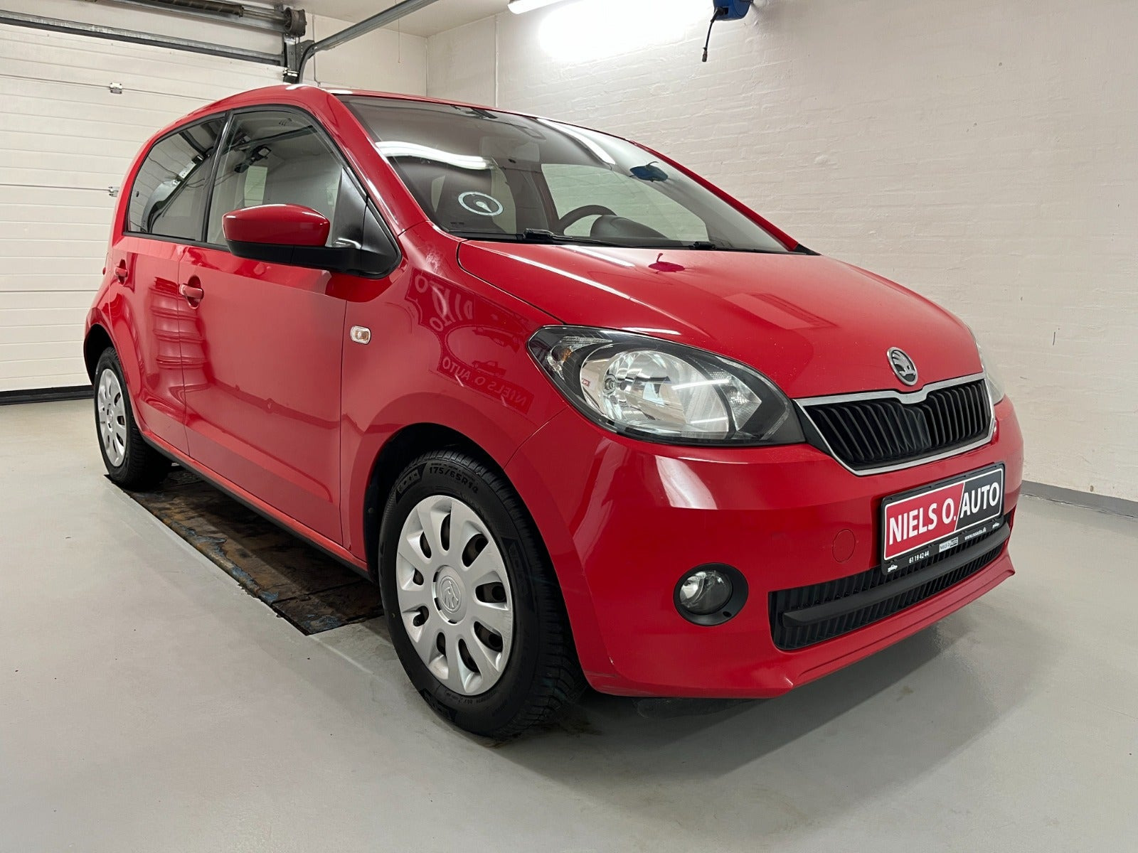 Rød Skoda Citigo fra 2013