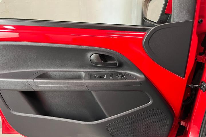 Rød Skoda Citigo fra 2013