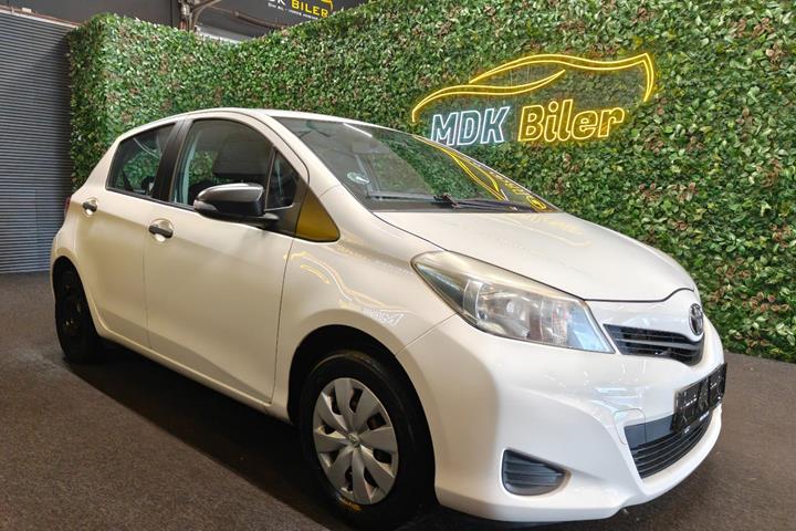 undefined Toyota Yaris fra 2011