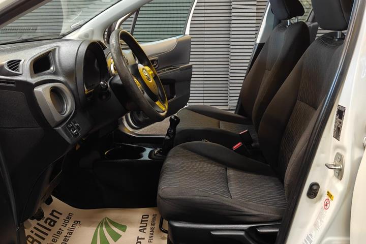 undefined Toyota Yaris fra 2011