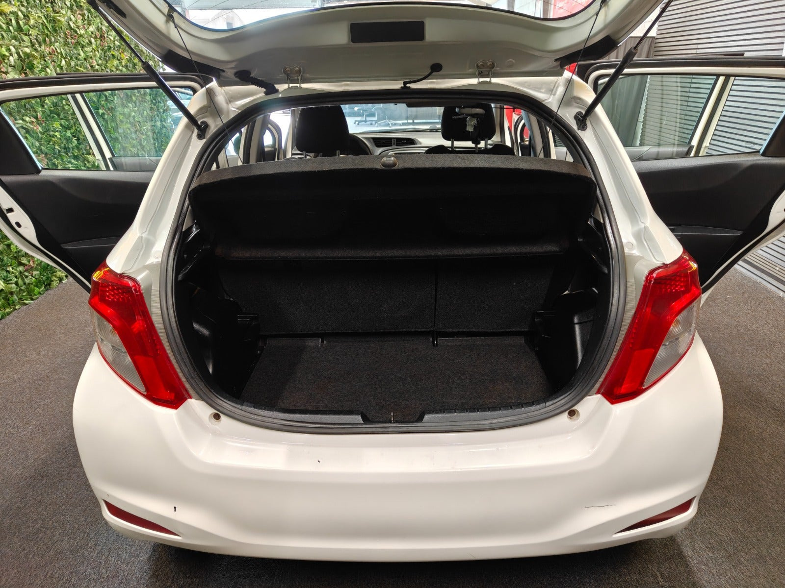 undefined Toyota Yaris fra 2011