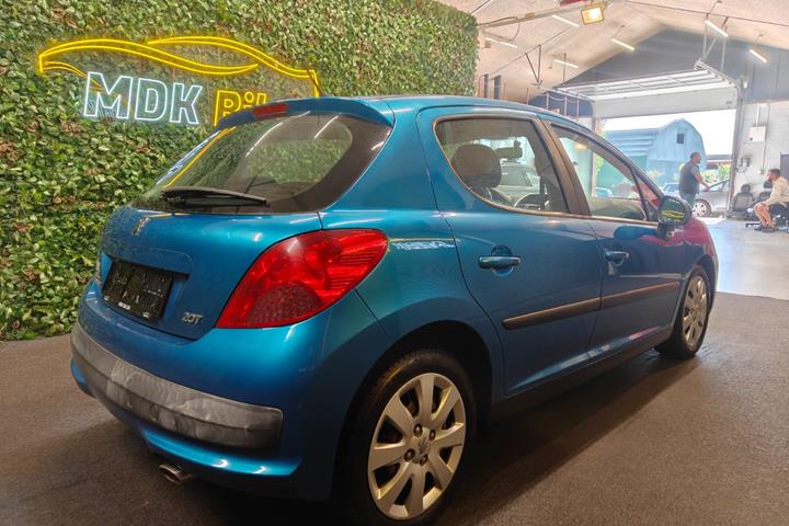undefined Peugeot 207 fra 2006