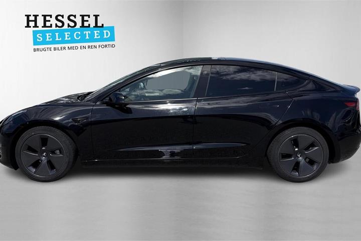 Sort Tesla Model 3 fra 2023