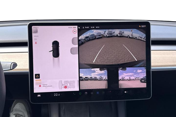 Sort Tesla Model 3 fra 2023