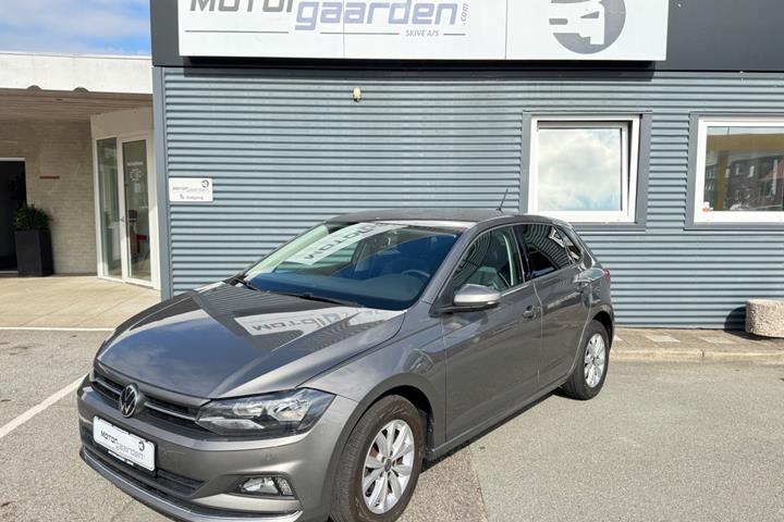 Grå VW Polo fra 2021