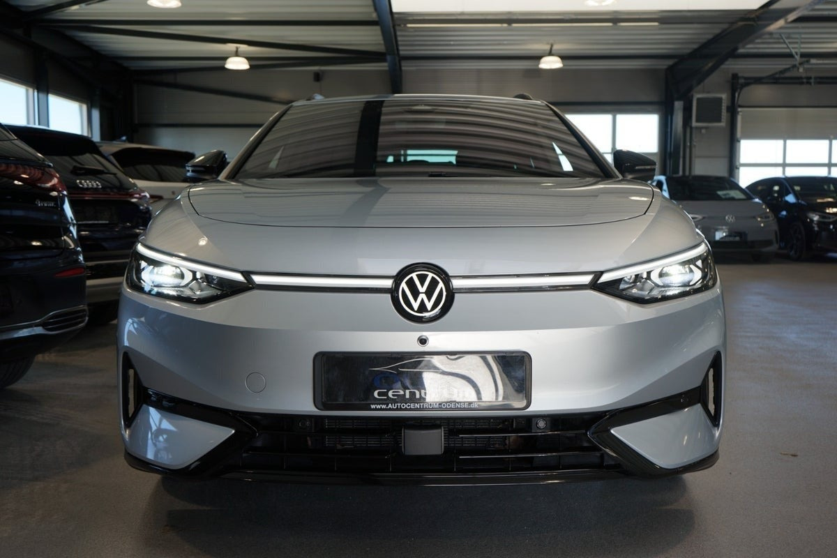 Sølv VW ID.7 fra 2026