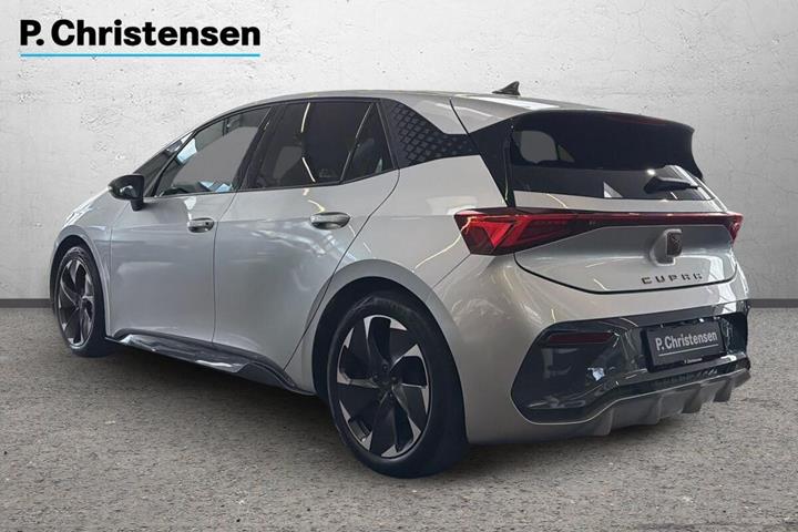 Sølv Cupra Born fra 2024