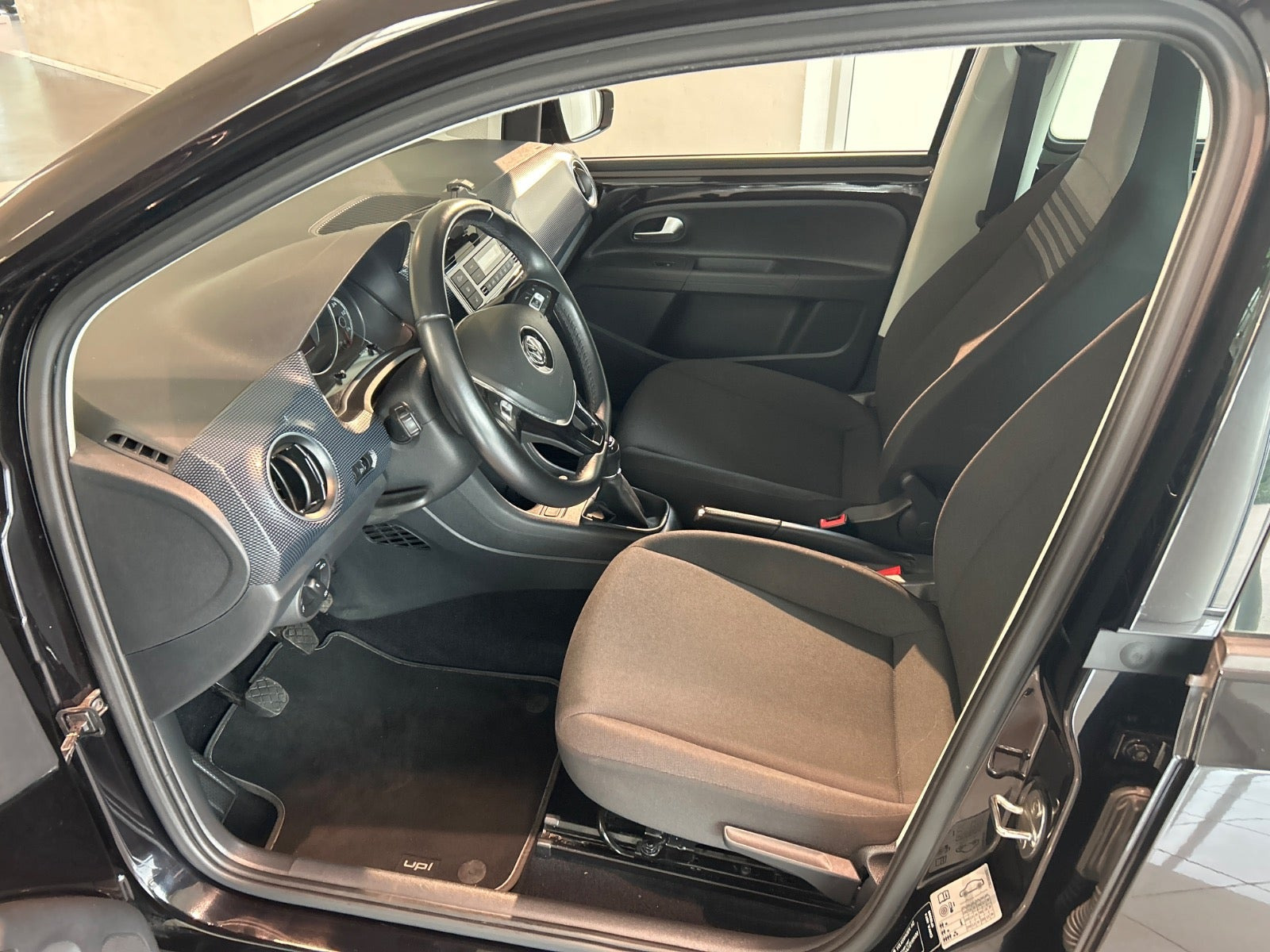 Sort VW UP! fra 2018