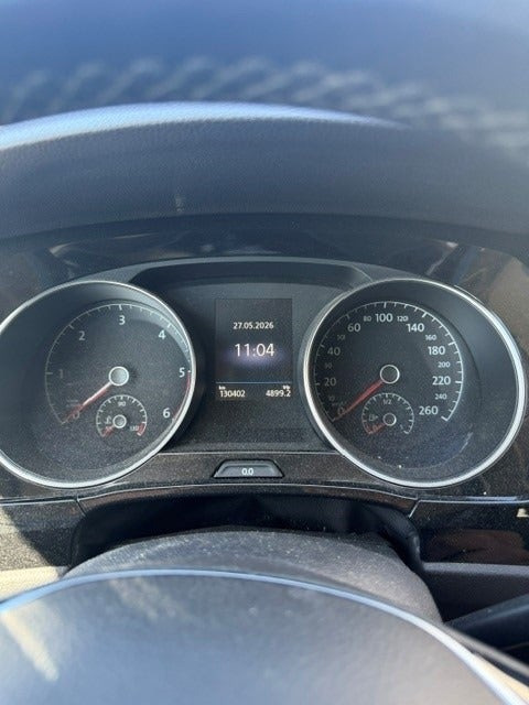 Sort VW Touran fra 2020