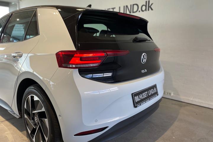 Hvid VW ID.3 fra 2023