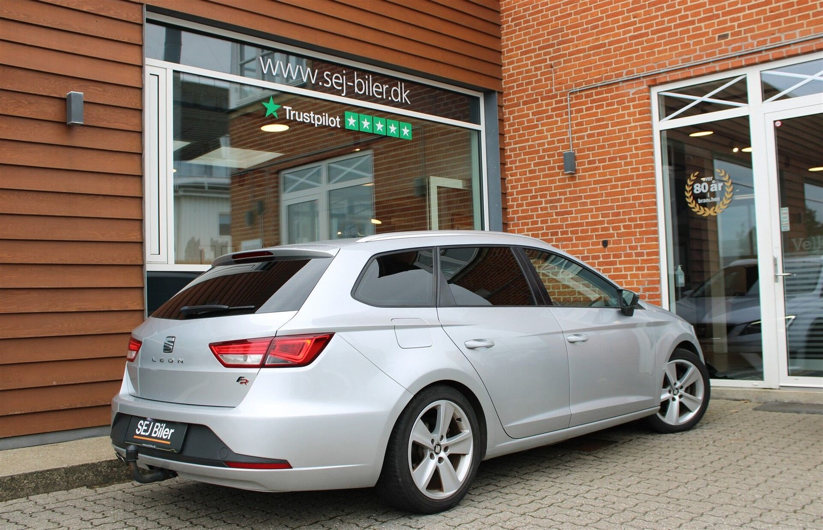 Sølv Seat Leon fra 2016
