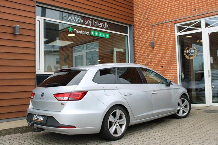Sølv Seat Leon fra 2016