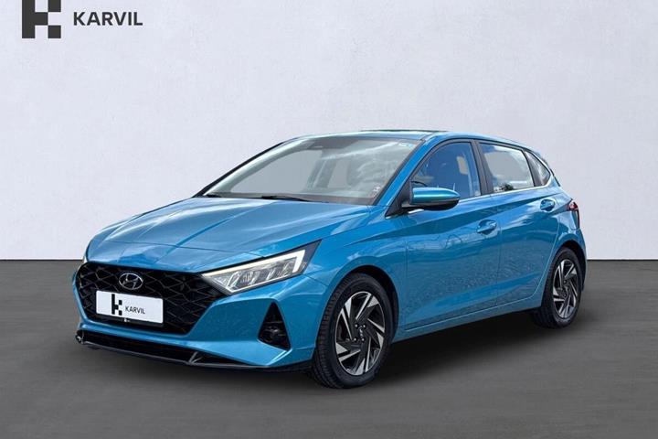 Blå Hyundai i20 fra 2020 set udefra