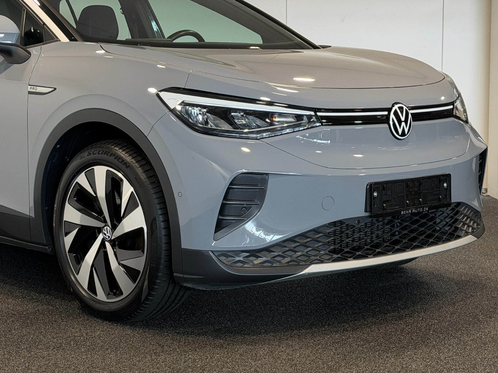 Grå VW ID.4 fra 2023