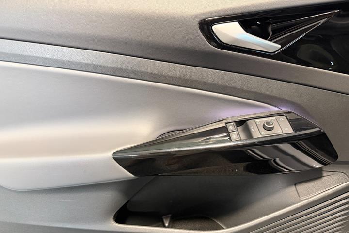 Grå VW ID.4 fra 2023
