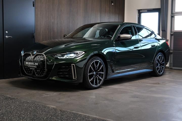 Grøn BMW i4 fra 2024