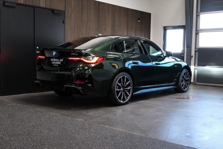 Grøn BMW i4 fra 2024