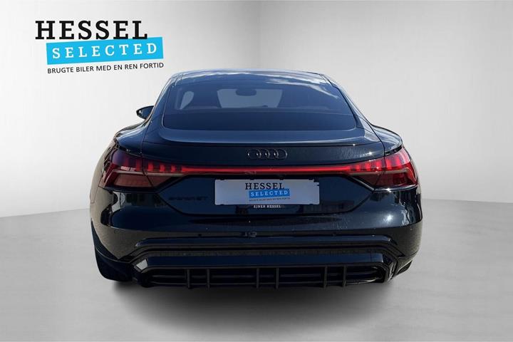 Hvid Audi e-tron GT fra 2022