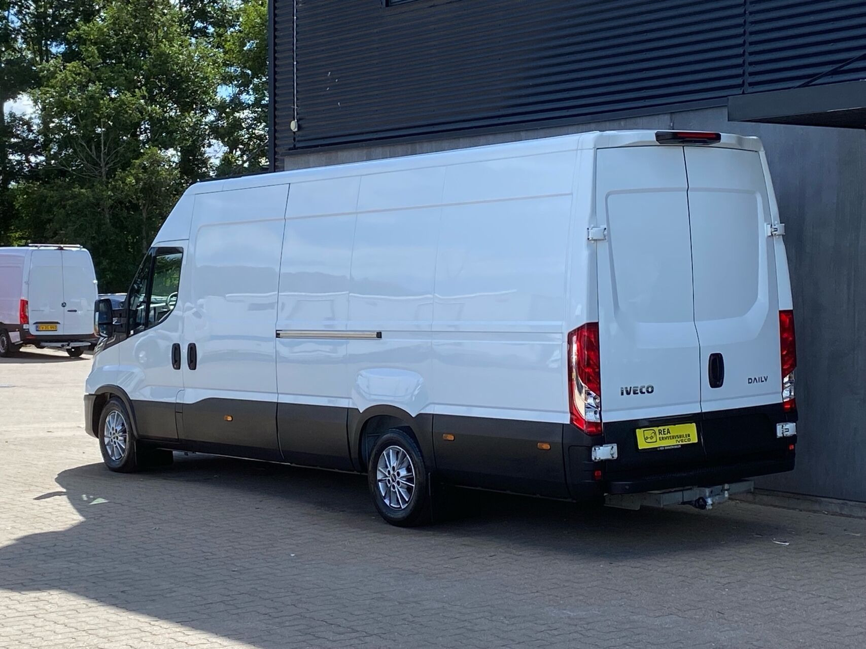 Hvid Iveco Daily fra 2024